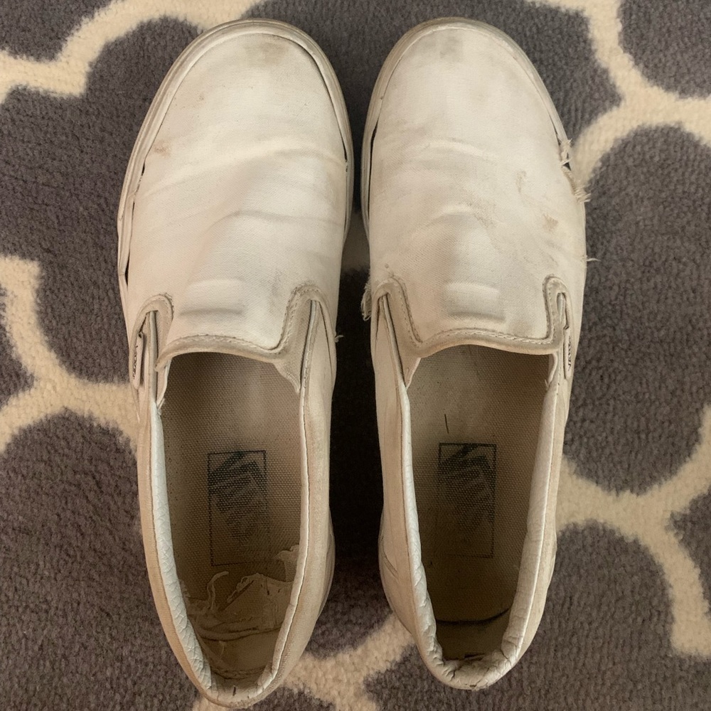 WHITE VANS